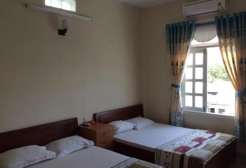 اتاق استاندارد چهار تخته, Quoc An