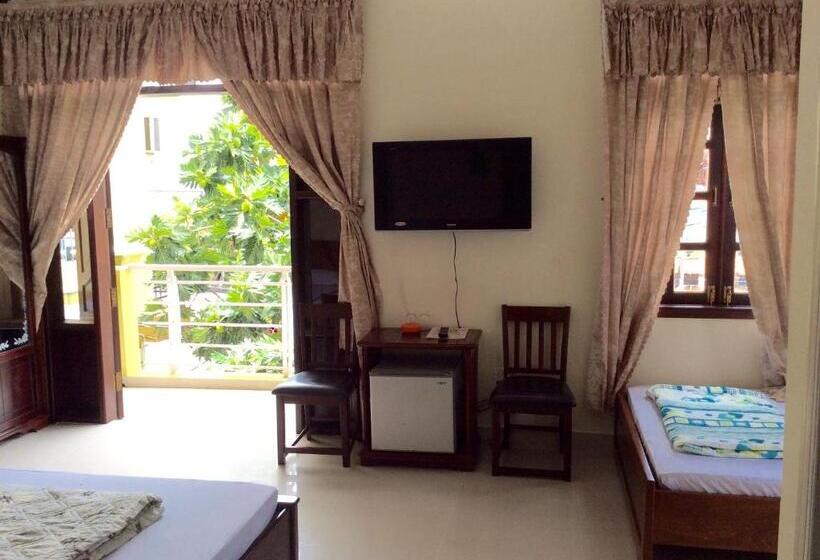 اتاق خانوادگی, Quoc An