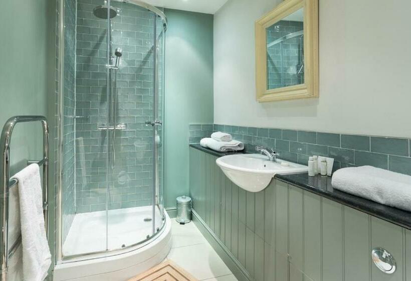 غرفة عائلية, The Florentine