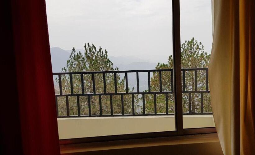 Superior Room, Garhwali Inn