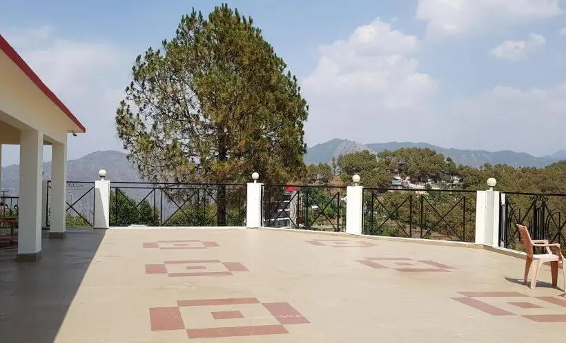 Suite avec Terrasse, Garhwali Inn