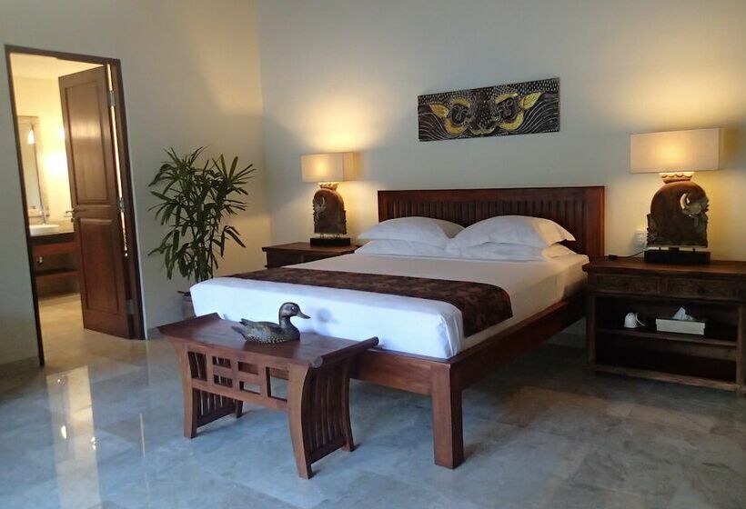 חדר דחוקס עם מיטת קינג, Aloka Bahari Villas