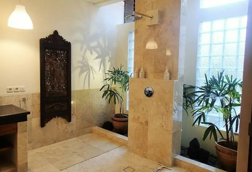 ツーベッドルーム　ヴィラ, Aloka Bahari Villas