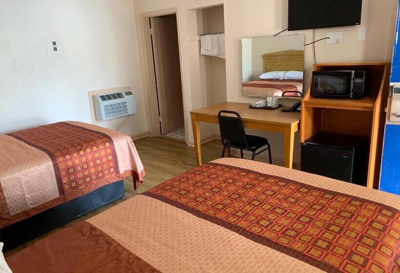 חדר סטנדרט שתי מיטות זוגיות, Towne Inn