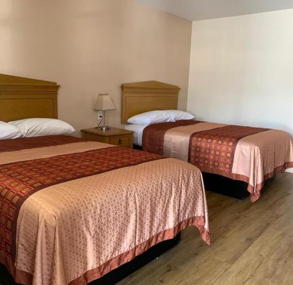 חדר סטנדרט שתי מיטות זוגיות, Towne Inn