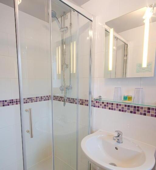 标准间, Yorkshire Bridge Inn