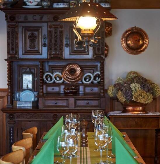 סוויטת ג'וניור, Arlenwald