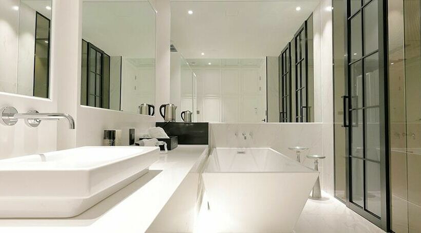 Quarto Estandar, Ischia