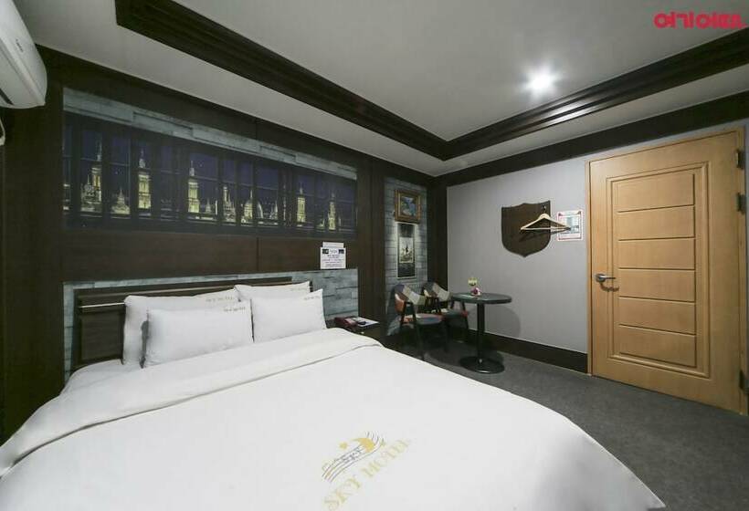 חדר סטנדרט, Sky Motel