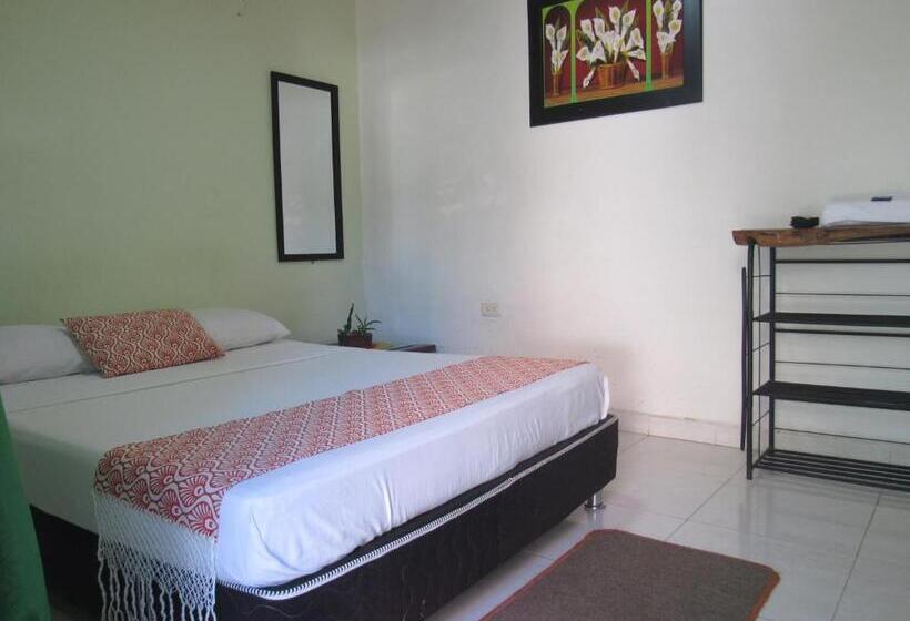 スタンダードルーム, B & C