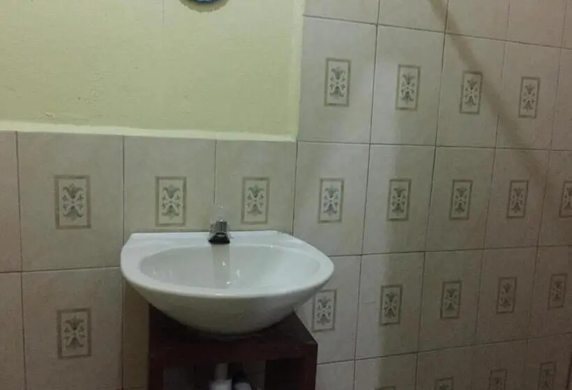 اتاق اکونومی, Zazil Ha Hostel