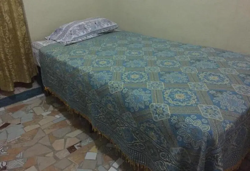 اتاق اکونومی, Zazil Ha Hostel