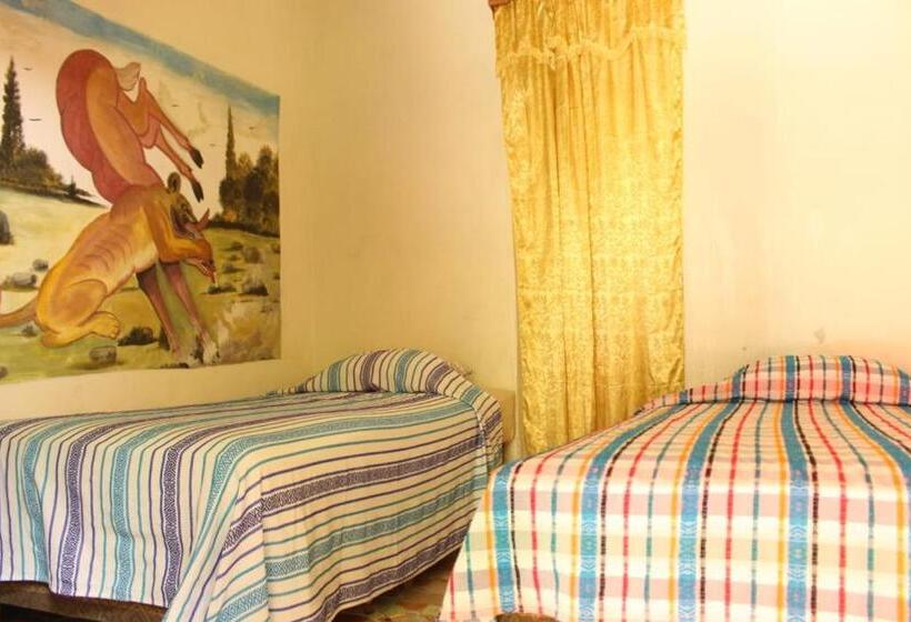 اتاق استاندارد سه نفره, Zazil Ha Hostel