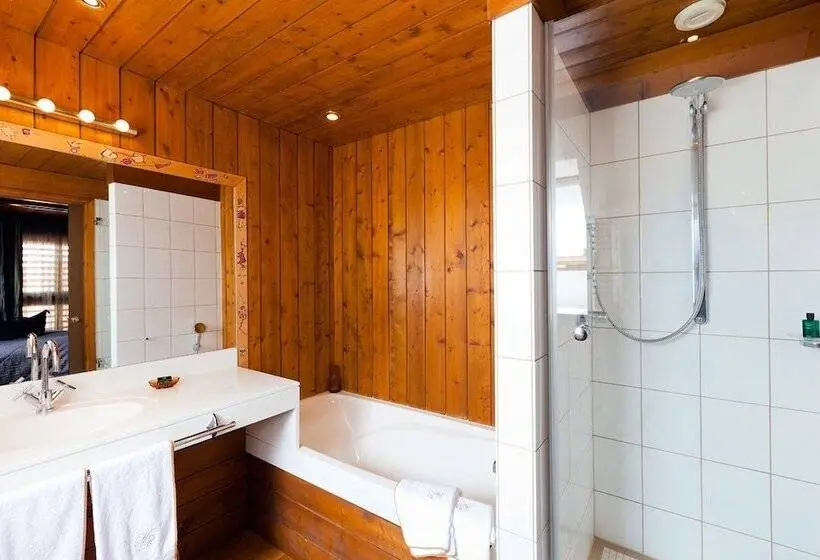 Chambre Standard, Des Berges, Restaurant Gastronomique & Spa