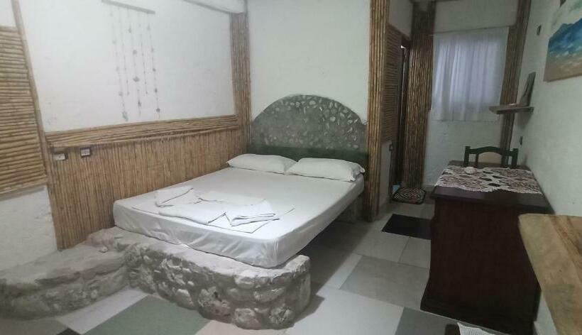 Standart Oda, Maxola's Dream Orikum