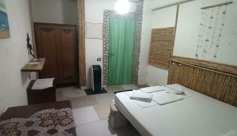 Standart Oda, Maxola's Dream Orikum