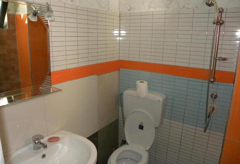 Standart Oda, Maxola's Dream Orikum