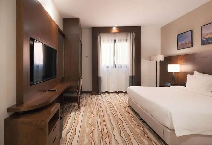 スイート, Radisson Blu Hotel, Buraidah