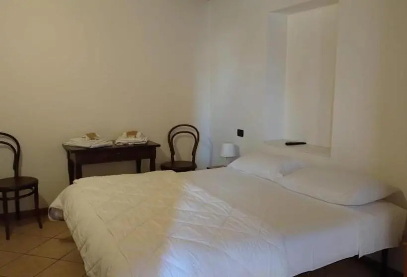 سوییت, B&b Agora