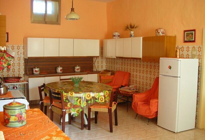 شقة غرفتين, B&b Antonella