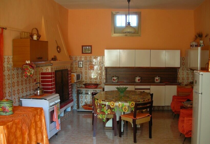 شقة غرفتين, B&b Antonella