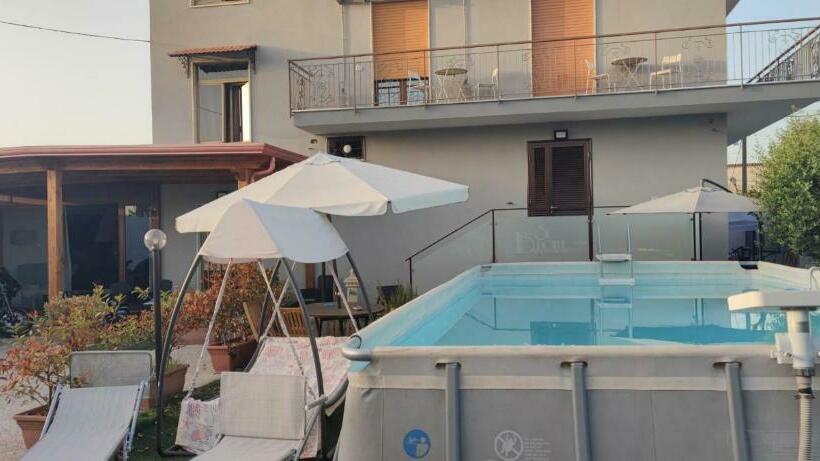 اتاق استاندارد, B&b S Home