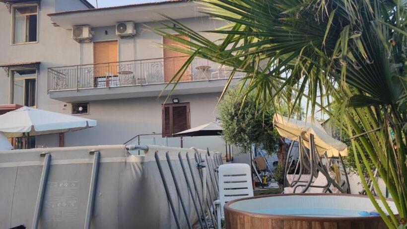 اتاق لوکس, B&b S Home