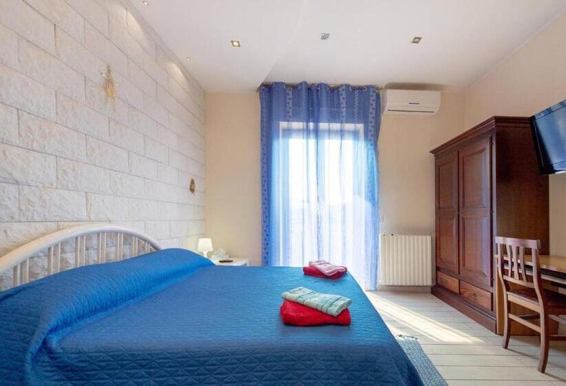 اتاق استاندارد چهار تخته, B&b S Home