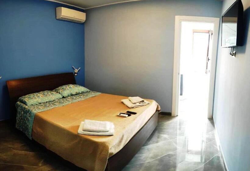 اتاق استاندارد با تخت بزرگ, B&b S Home