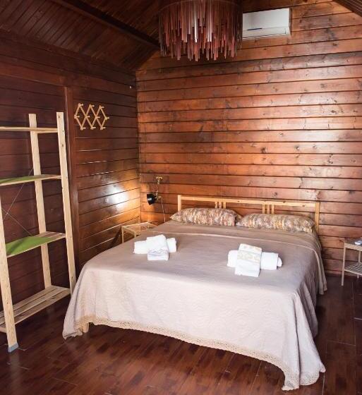 اتاق استاندارد با چشمانداز استخر, B&b S Home