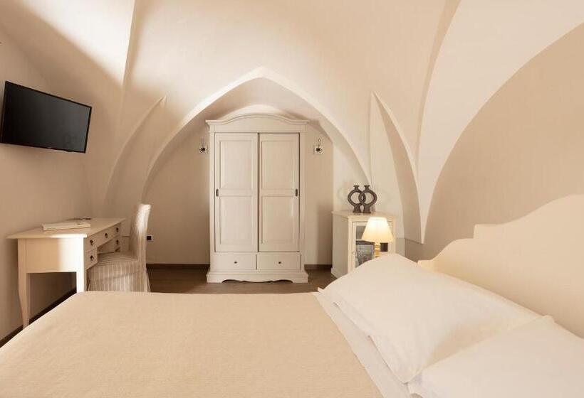 חדר סטנדרט, Don Alfonso Dimora D Epoca