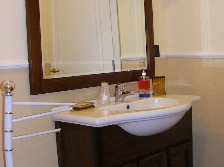 غرفة قياسية, L Antico Borgo