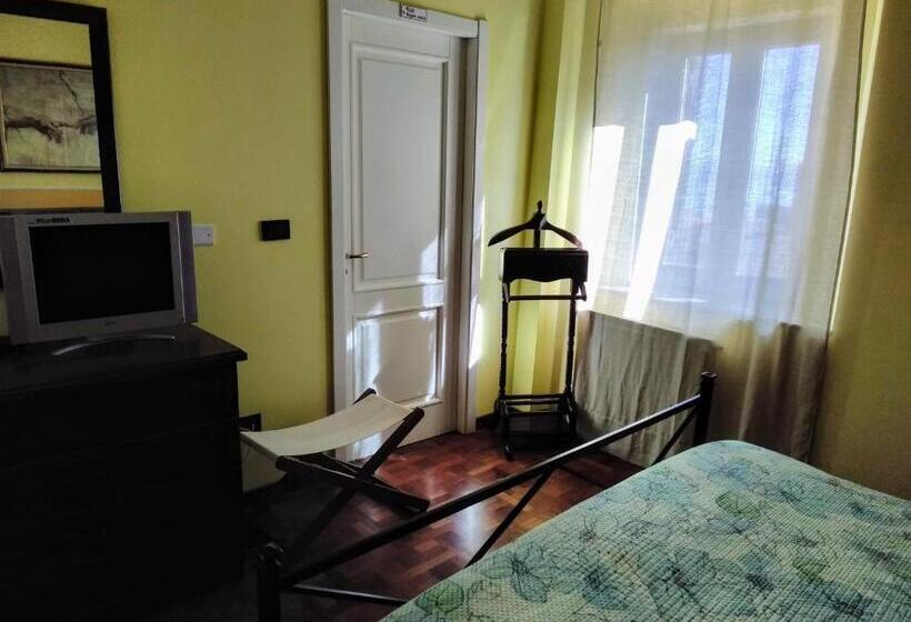 غرفة قياسية, L Antico Borgo