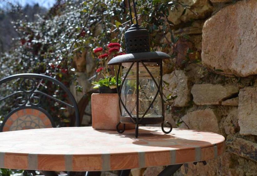 Трехместный Номер Стандарт Interior, L Ramassin