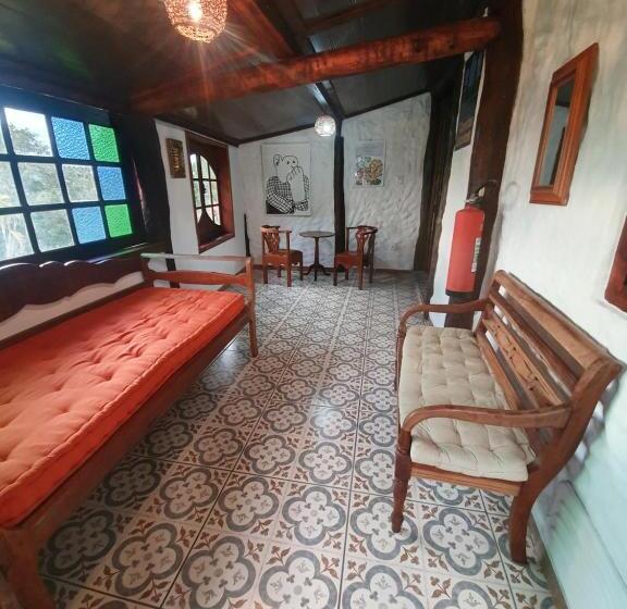 스탠다드 스튜디오, Capricho Asturiano