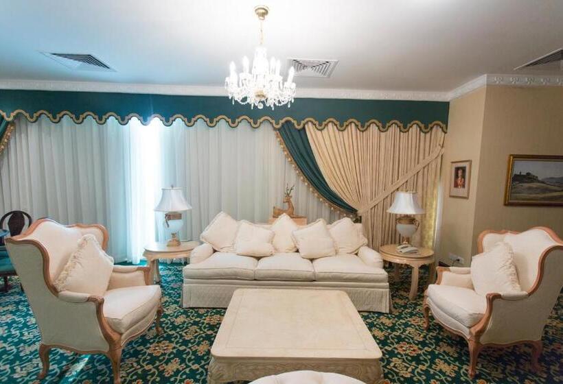 Королевский Люкс, Habitat  All Suites Al Khobar