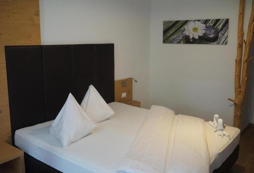 Номер Комфорт, Guesthouse Dolomiten
