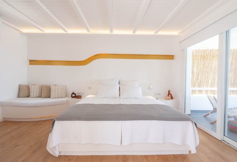 استودیوی استاندارد با تخت دوبل, Yaz Yalıkavak