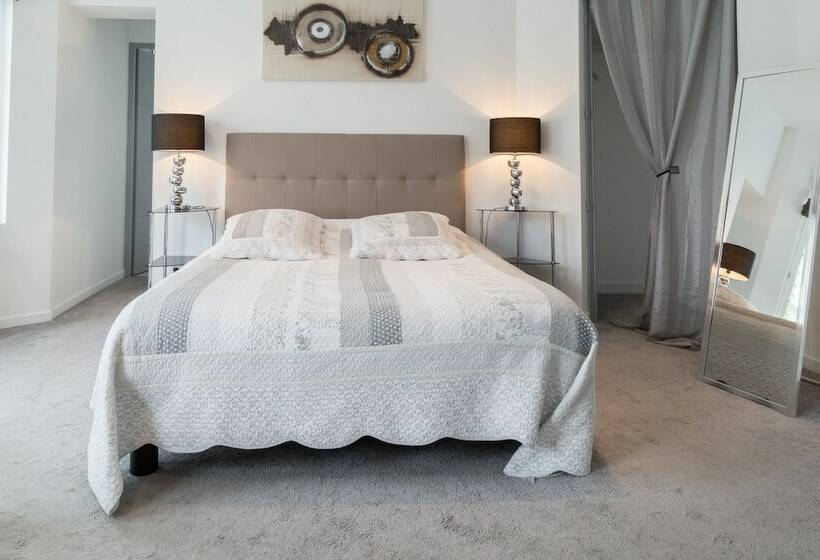 标准间带阳台, Bed&breakfast Gîte La Demeure D Eirene