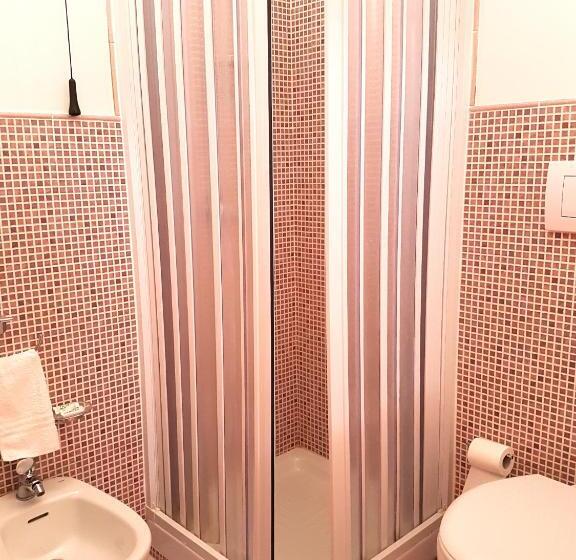 家庭间, L Isola Del Sale