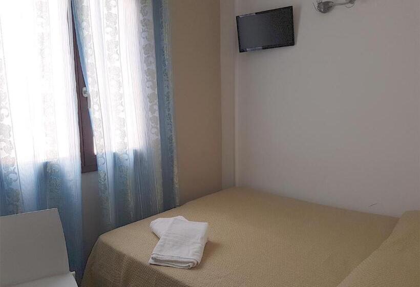 四人标准间, L Isola Del Sale