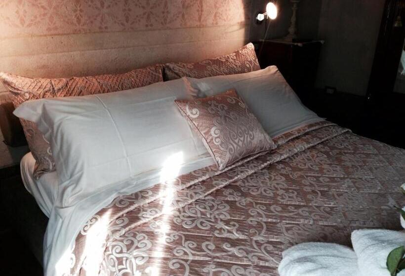 اتاق استاندارد, Residenza D Epoca Santa Caterina