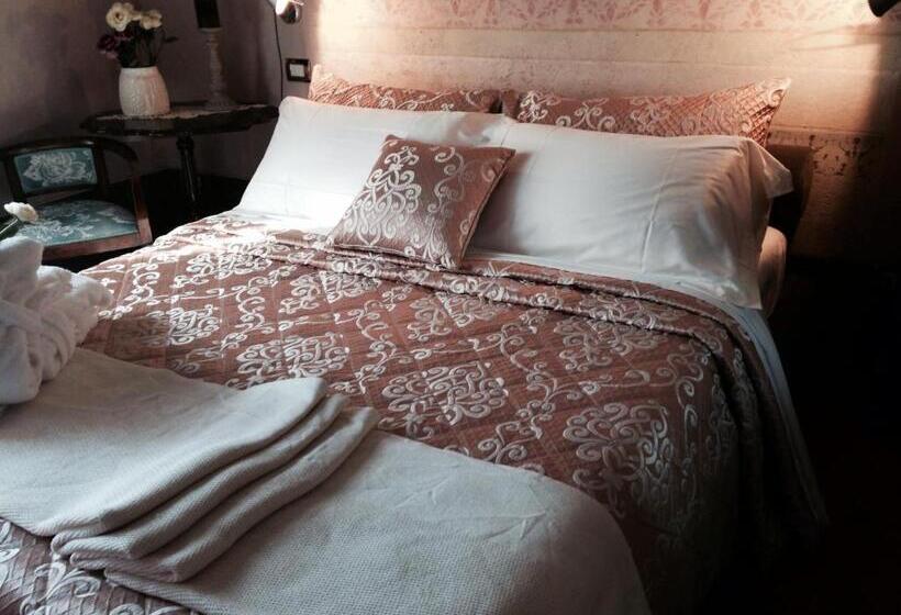 اتاق استاندارد, Residenza D Epoca Santa Caterina