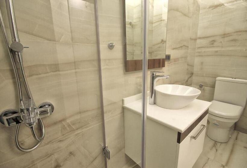 Economy Studio, Delight Deluxe Aparts