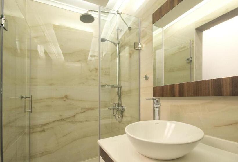 Economy Studio, Delight Deluxe Aparts