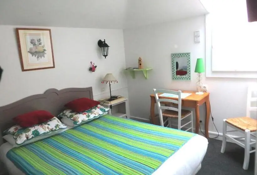 スタンダードルーム, Hôtel Les Embruns Sables D'olonne