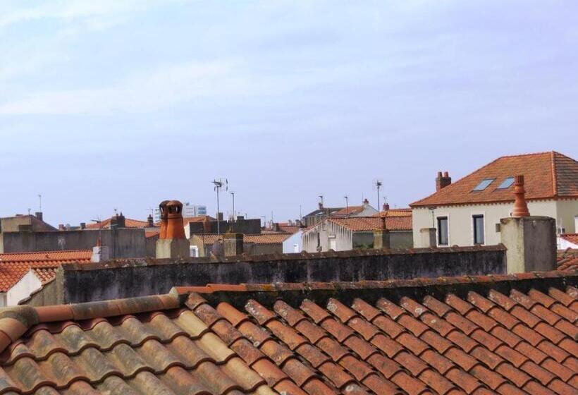 غرفة عائلية, Hôtel Les Embruns Sables D'olonne