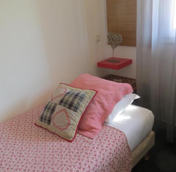 اتاق خانوادگی, Hôtel Les Embruns Sables D'olonne