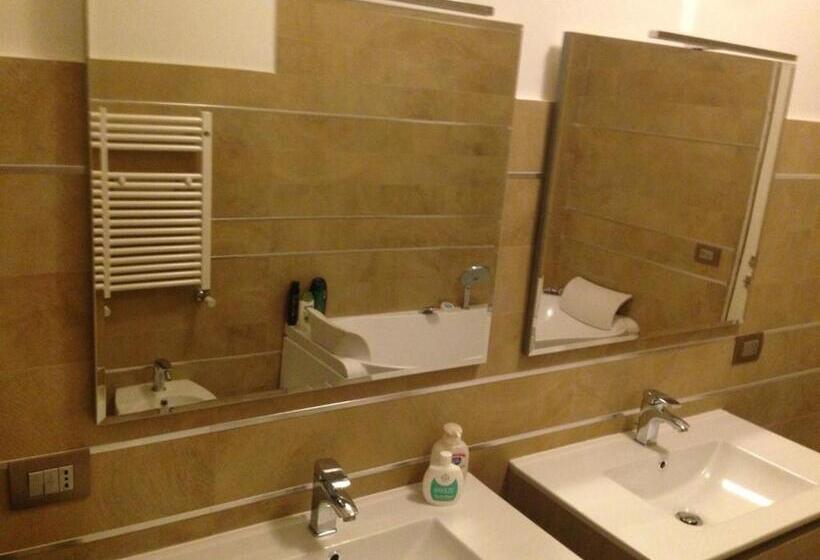 스탠다드 룸 킹사이즈 침대, Bed&breakfast Riccio&lella