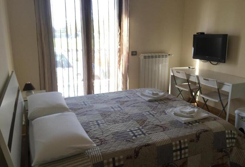 اتاق لوکس با تخت بزرگ, Bed&breakfast Riccio&lella